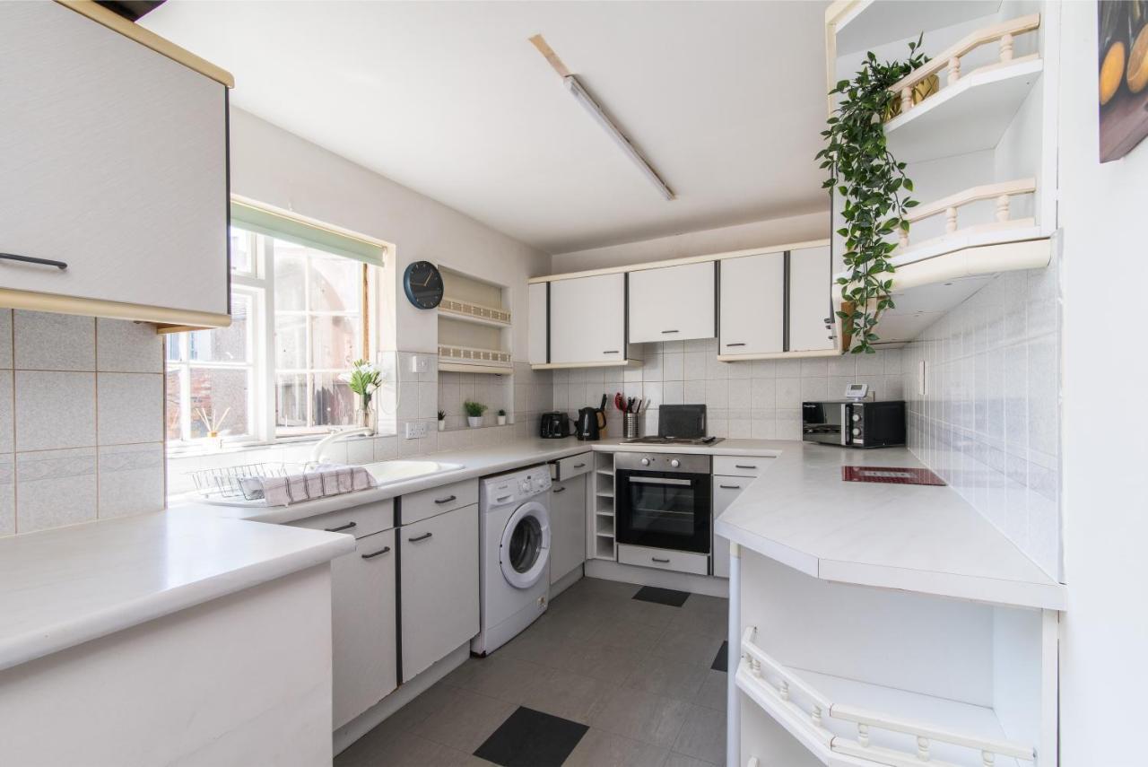 Characterful 2 Bed Apartment - Spacious & Comfy Castle Donington Zewnętrze zdjęcie